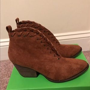 BRAND NEW MATISSE BOOTIES!